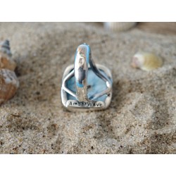 Pierścionek z larimarem