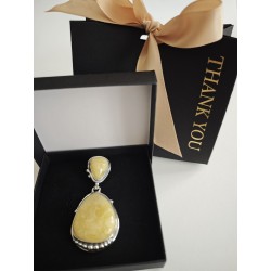 Unikatowy wisior z bursztynu i srebra