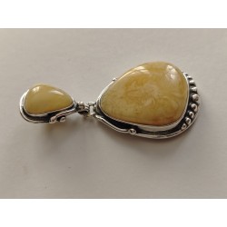 Unikatowy wisior z bursztynu i srebra