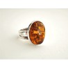 Pierścionek z  bursztynem koniakowym