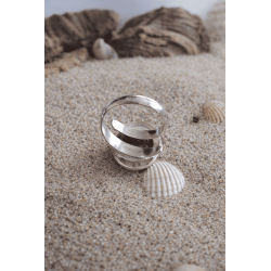 Srebrny pierścionek z bursztynem