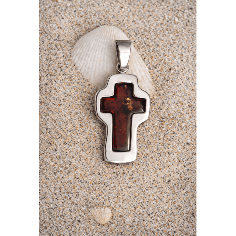 Unikatowy krzyż z bursztynem