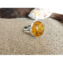 Pierscionek z przepięknym...