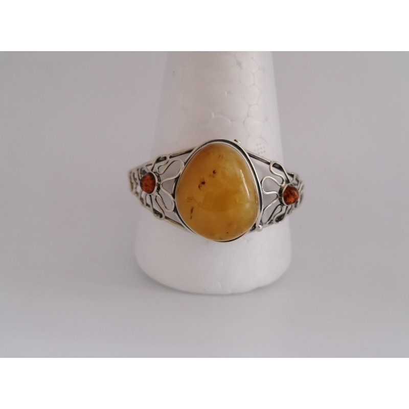 Pulsera única con tres ámbares | AmberWave