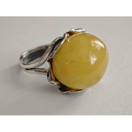 Unique ring with honey amber | AmberWave