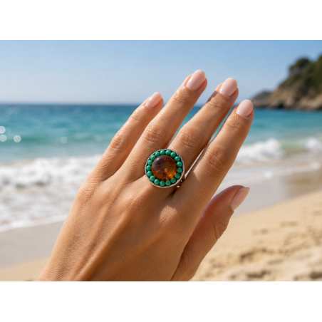 Anillo excepcional con ámbar y magnesita verde |AmberWave